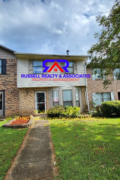 Building Photo - Section 8 WELCOME- Spacious 3-bedroom Town...