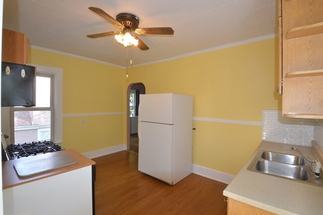 Building Photo - 57 Berkeley St