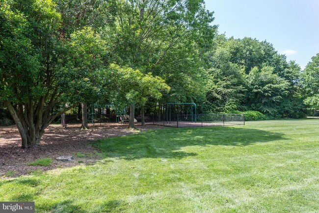 Building Photo - 11039 Villaridge Ct