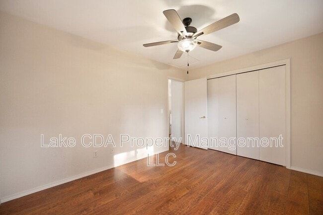 Building Photo - 12616 N Emerald Dr