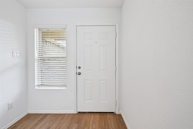 Building Photo - 7719 Cedar Birch Dr