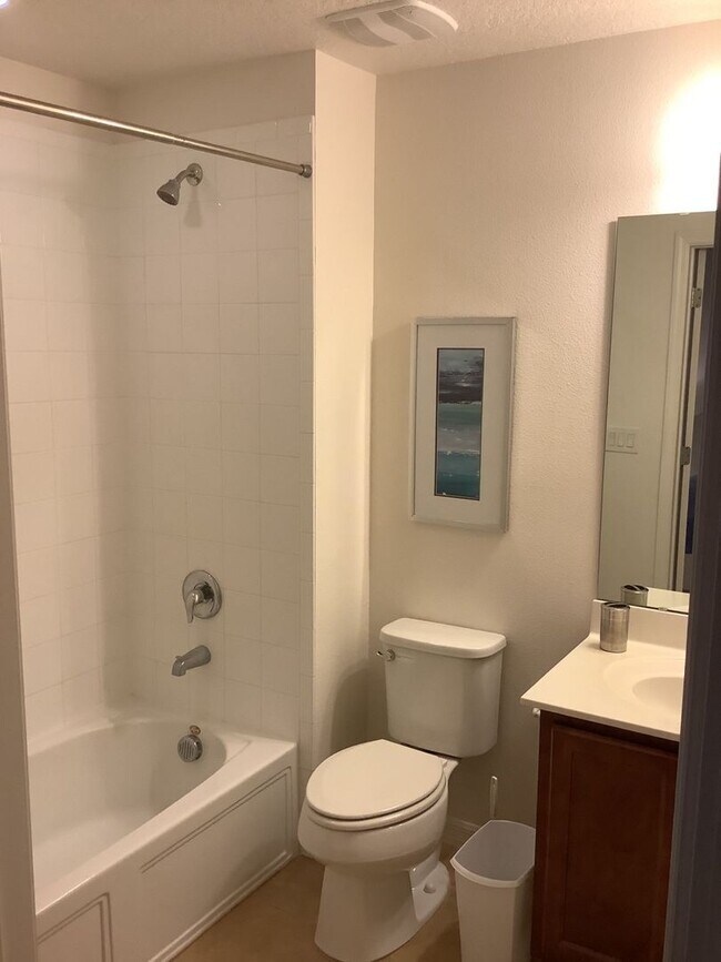 Building Photo - Furnished 4-Bedroom Pool Home in Davenport...