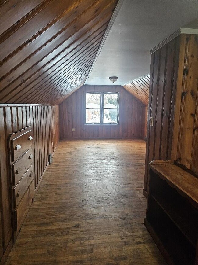 Building Photo - 19626 Revere St