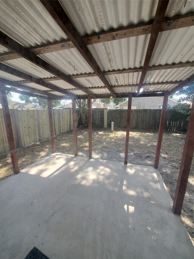 Building Photo - 23211 Pebworth Pl