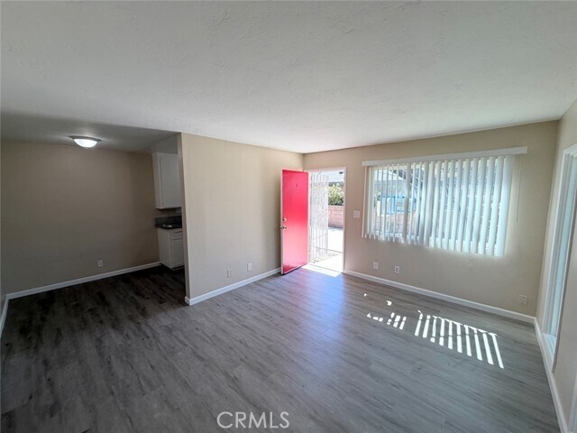 Building Photo - 316 N San Gabriel Ave