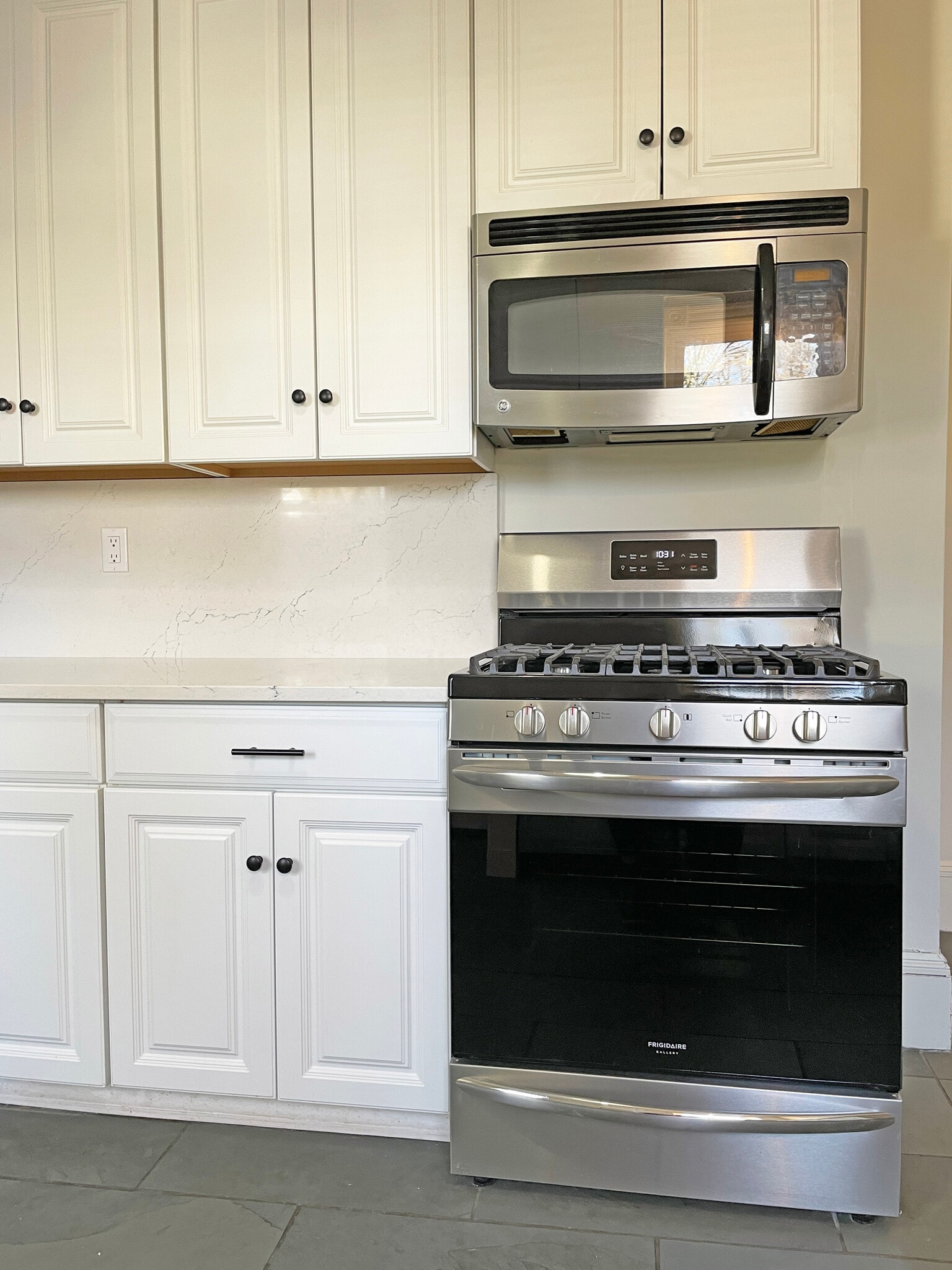 Newly Renovated Kitchen - new oven - 228 Doyle Ave