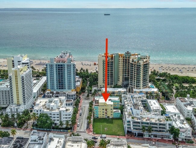 Building Photo - 1460 Ocean Dr