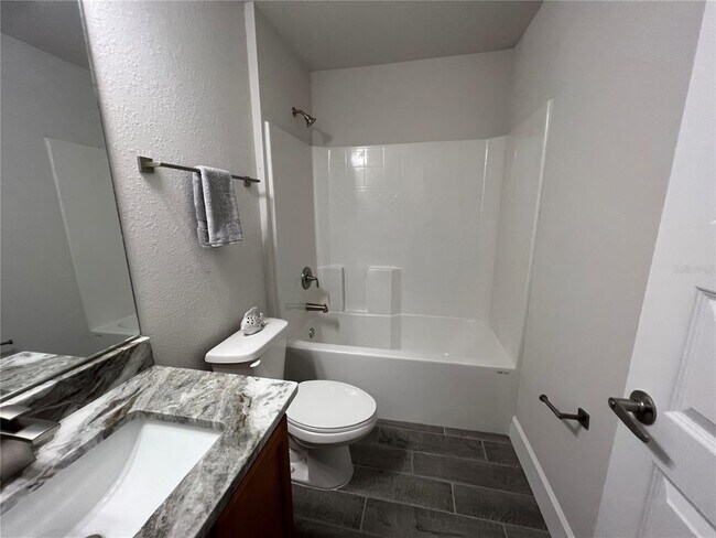 Building Photo - 27430 Deep Creek Blvd