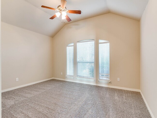 Building Photo - 2724 Busheywood Dr