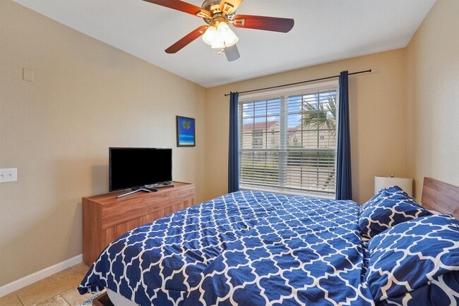 Building Photo - 7000 Seawall Blvd