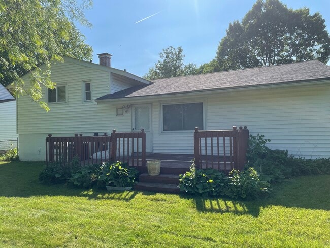 Building Photo - 11566 Framingham Dr