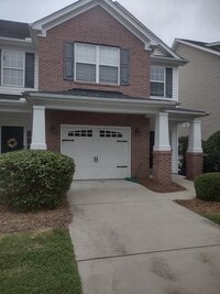 Building Photo - Outstanding Three Bedroom Home located Pennington Square! Minutes Away from Ft. Jackson