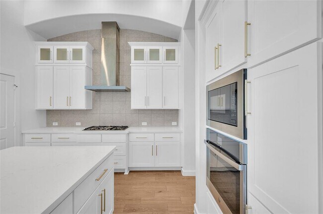 Building Photo - 30218 Indigo Falls Dr
