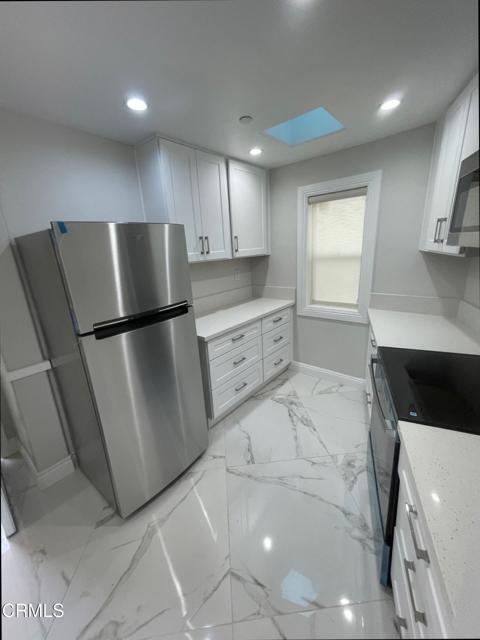 Building Photo - 916 Sandpiper Ct