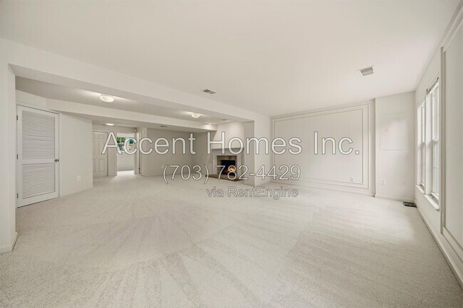 Building Photo - 6514 Osprey Point Ln