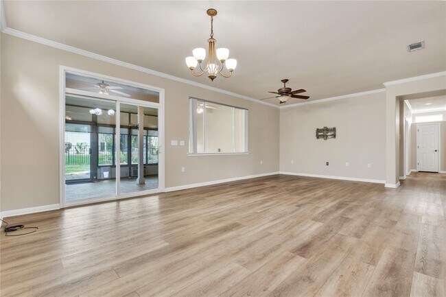 Building Photo - 409 Rio Grande Loop