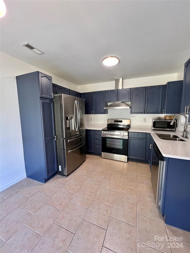 Building Photo - 2300 Genesis Dr