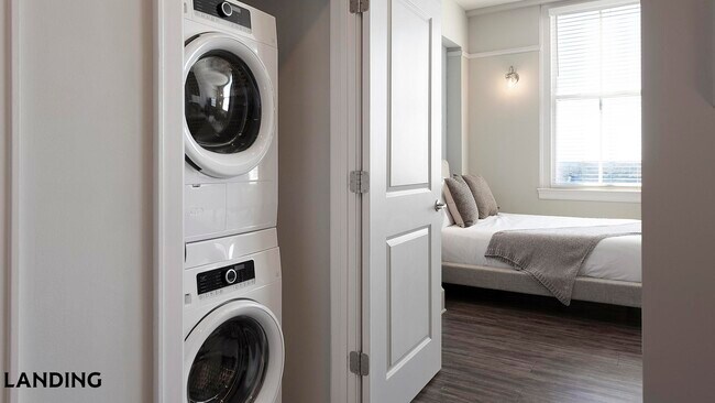 Building Photo - 187 N Church St