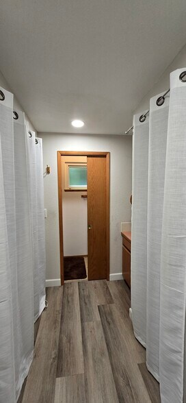Master Closet area - 14209 NE 63rd Ct
