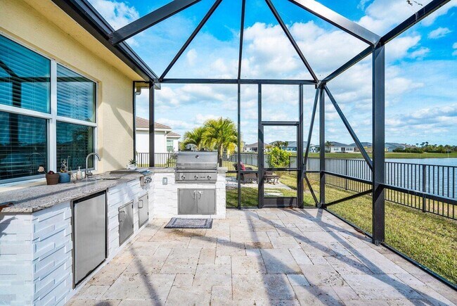 Building Photo - 15964 Whippoorwill Cir