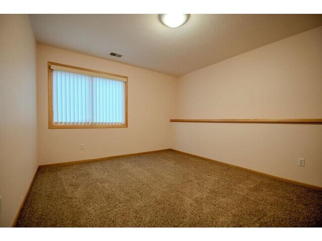 Building Photo - 13856 Essex Trail