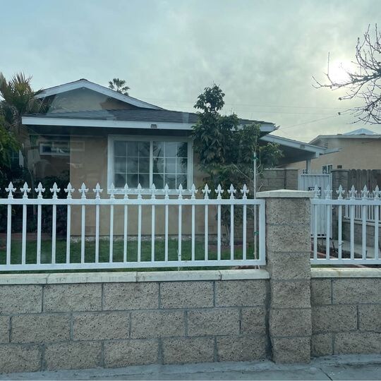Building Photo - 11152 Magnolia St