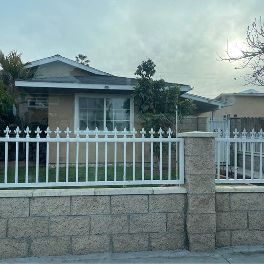 Building Photo - 11152 Magnolia St