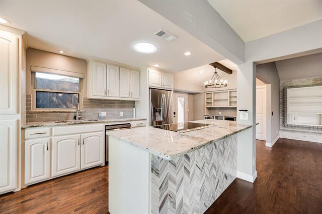 Building Photo - 2005 Papeete Dr