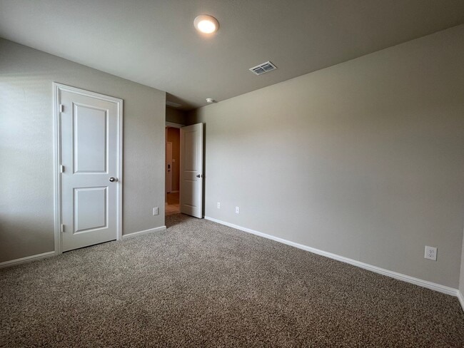 Building Photo - AVAILABLE NOW NEW CONSTRUCTION 3 BEDROOM 2...
