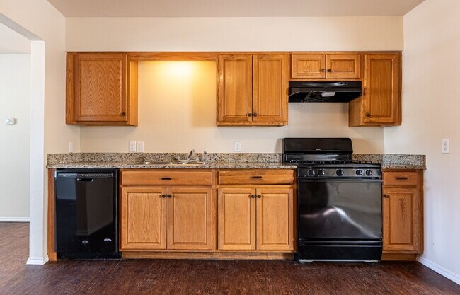 Building Photo - 8016 Landing Ave