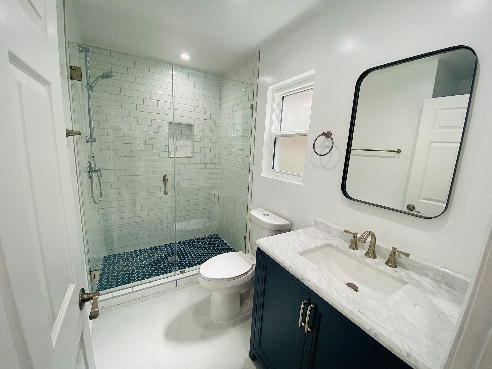 Building Photo - 12122 Havelock Ave