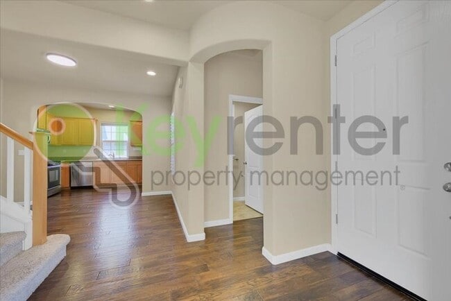 Building Photo - 6123 RolkingHam Ln