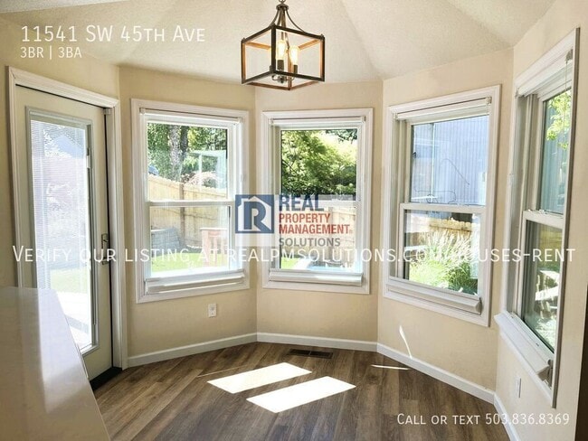 Building Photo - 11541 SW 45th Ave