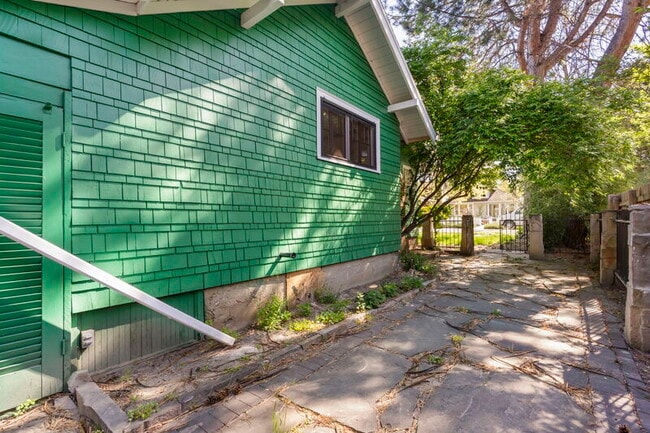 Building Photo - 2015 N 19th St