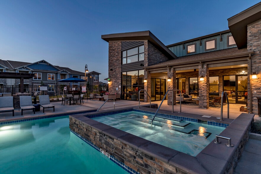 Avalon Southlands 6855 S Langdale St Aurora CO 80016 Apartment Finder