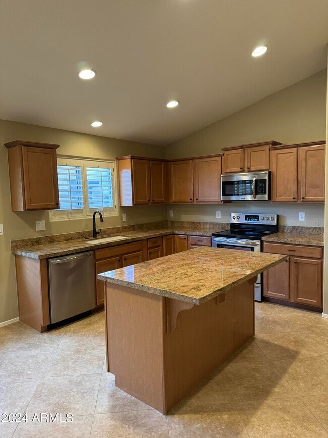 Building Photo - 4224 E Bighorn Ave