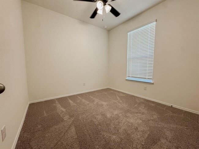 Building Photo - 4024 Pinto Ln