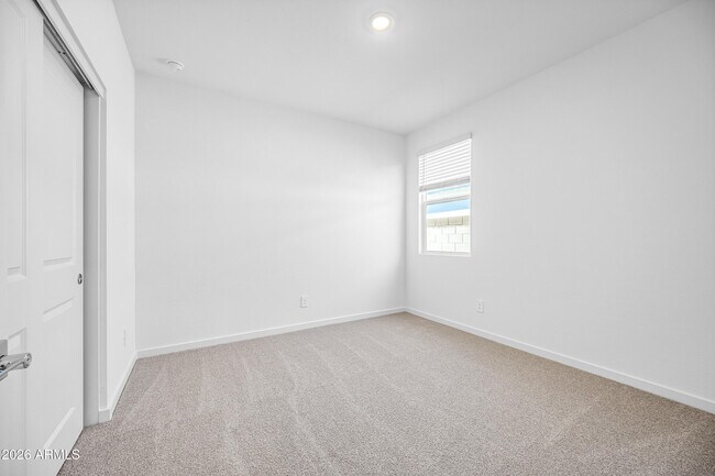 Building Photo - 7505 E Cozy Cottage Ln