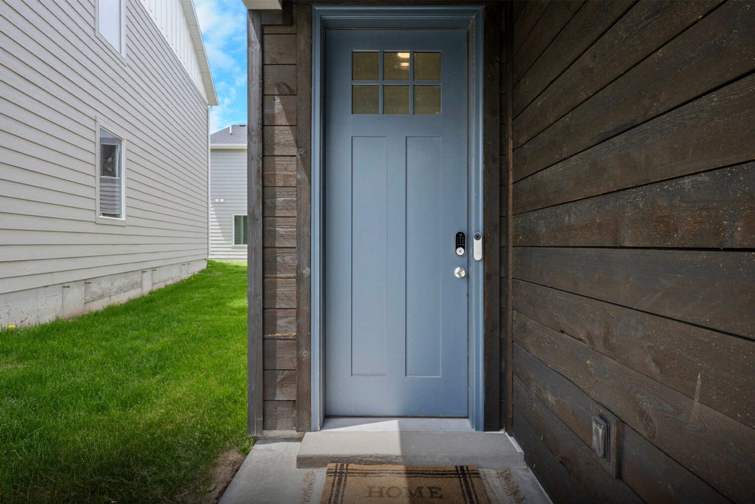 Building Photo - 569 Richland Vly St