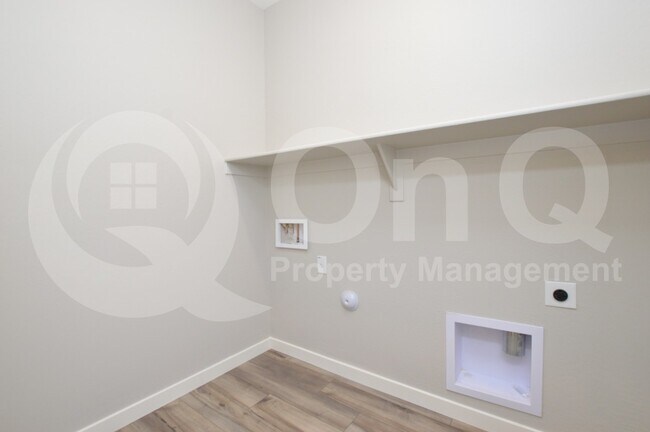 Building Photo - 9087 N 114th Ln