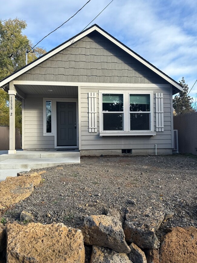 Building Photo - fif1538