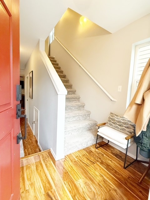 Building Photo - 275 NE Miramar Cir