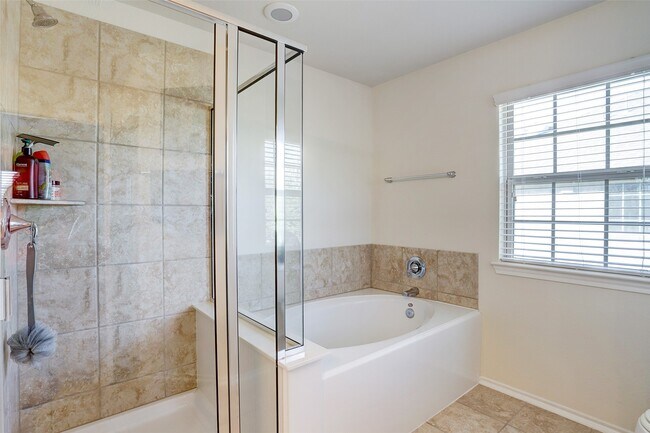 Building Photo - 24518 Haywards Crossing Ln