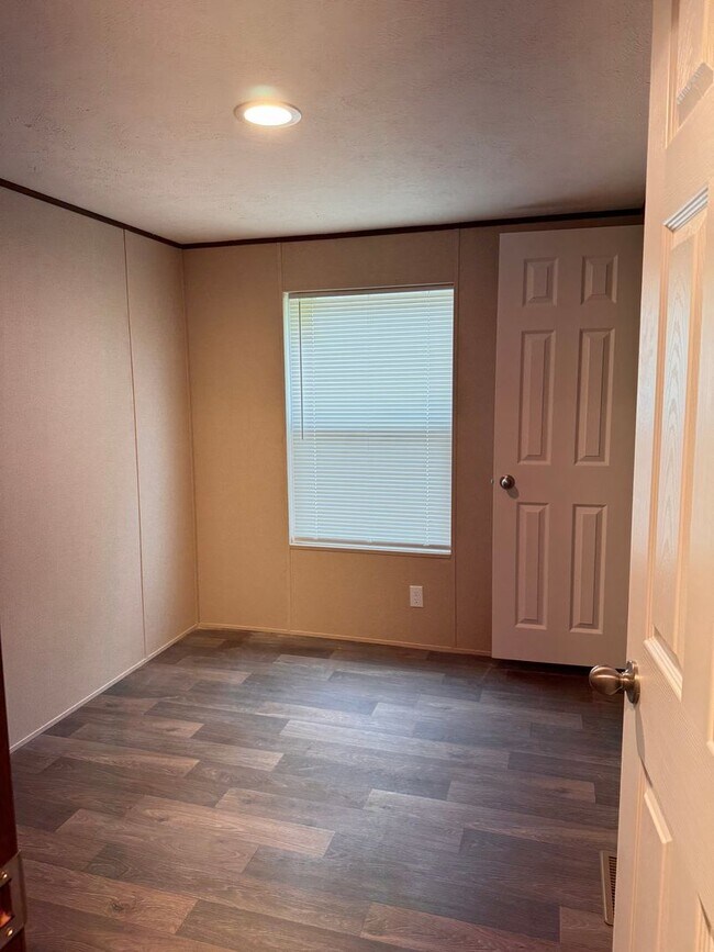 Building Photo - BRAND NEW 3 BED, 2 BATH MOBILE HOME!