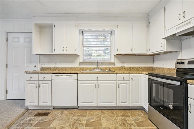 Building Photo - Contact Eric Rutherford at (757) 286-3742 for more information