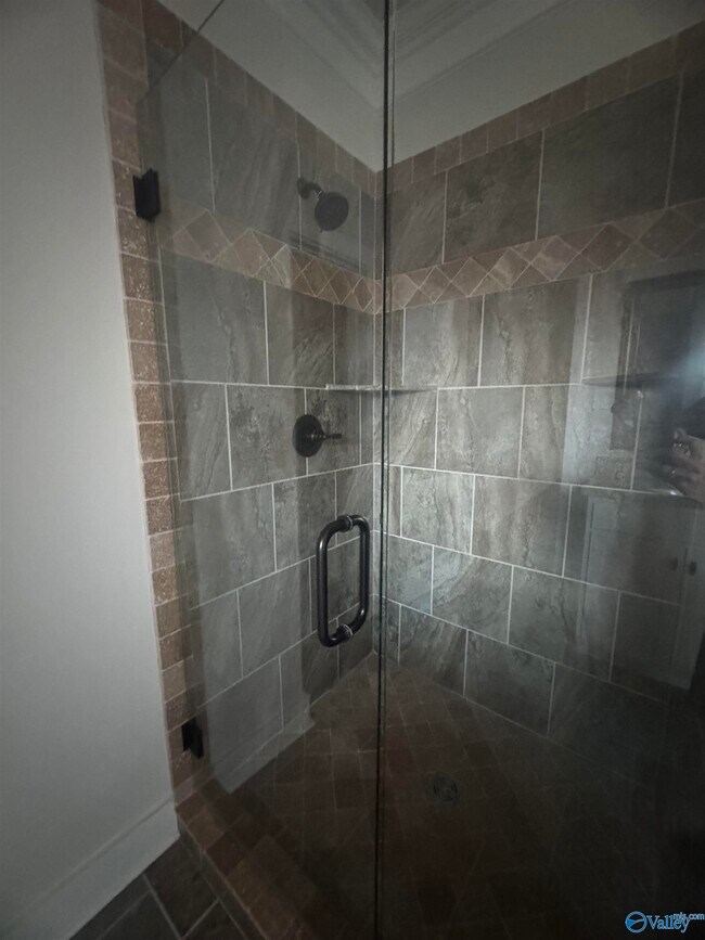 Building Photo - 117 Innocent Trl