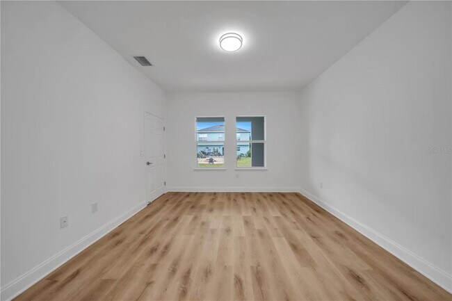 Building Photo - 10110 Baystate Dr