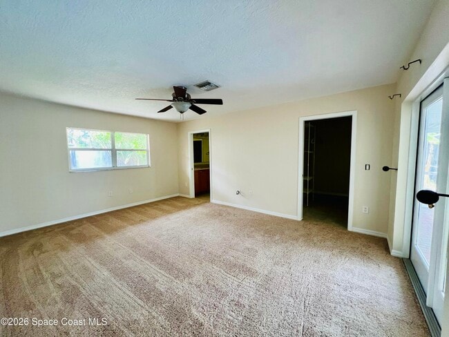 Building Photo - 618 Hibiscus Trail