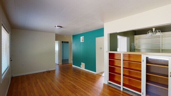 Building Photo - May Valley Road business opportunity available - 2 bedroom 1 bath home with carport & office and ...