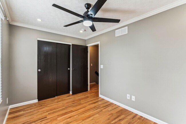 Building Photo - 1794 Bennigan Dr